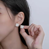 Lokkei Square Stud Earrings High Carbon Diamond