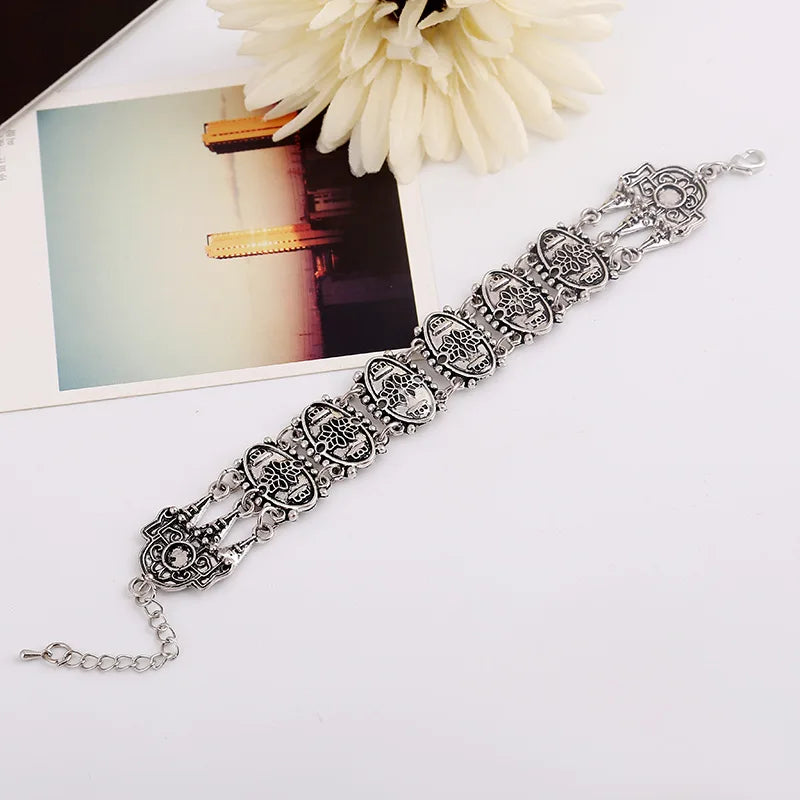 Personality Carved Pattern Rice Beads Short Style Bracelet