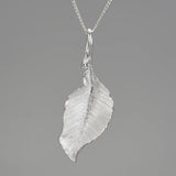 Vintage 18K Autumn Long Leaves Pendant Necklace for Women