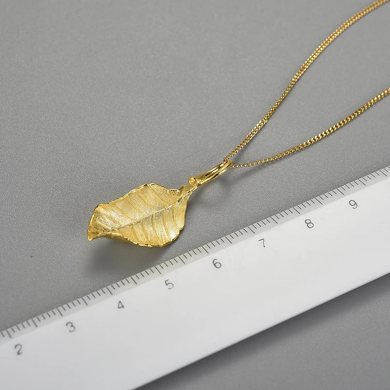 Vintage 18K Autumn Long Leaves Pendant Necklace for Women