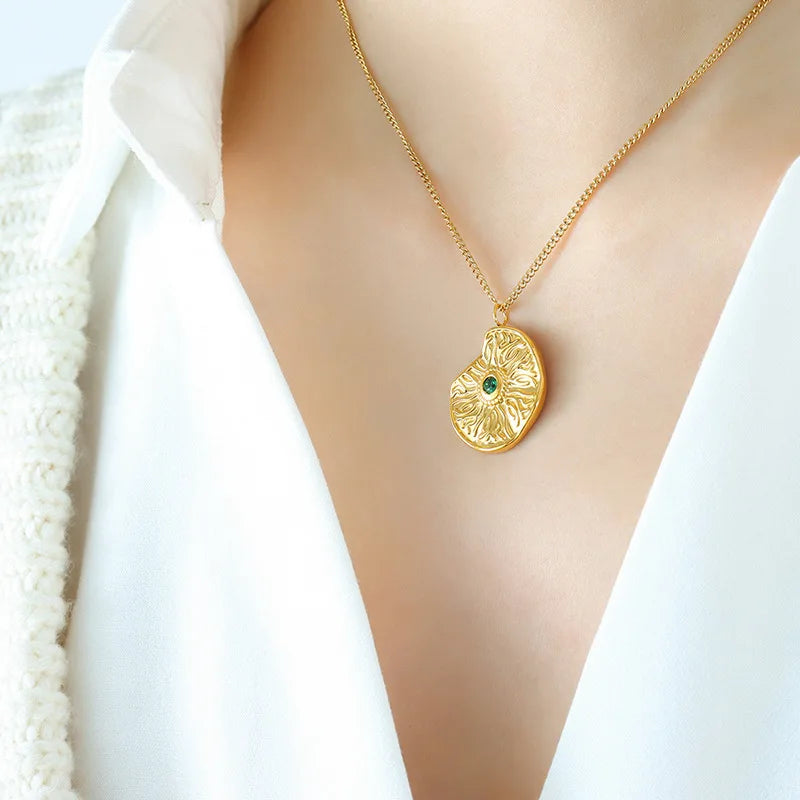Zircon Life Eye Collarbone Necklace Titanium Steel Plated