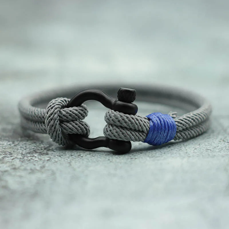 Red Milan Rope Bracelet with Horseshoe Buckle