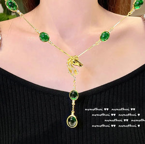 Vintage Horse Shape Green Crystal Choker Necklace