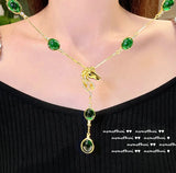 Vintage Horse Shape Green Crystal Choker Necklace
