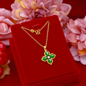 Green Emerald Chalcedony Necklace Pendant for Women