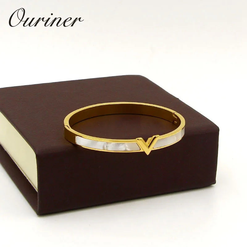 Natural Shell V Shape Bracelet & Bangle Charm Hollow Letter Bangle Love