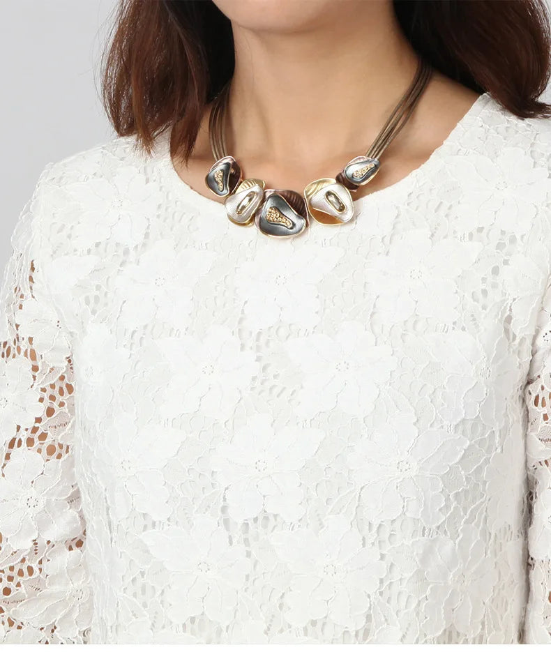 Crystal Pendant Necklace For Girls Women Choker Chunky Statement Necklace