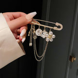 Pearl Flower CC Brooches for Women's Clothing Elegant Number 5 Brooch