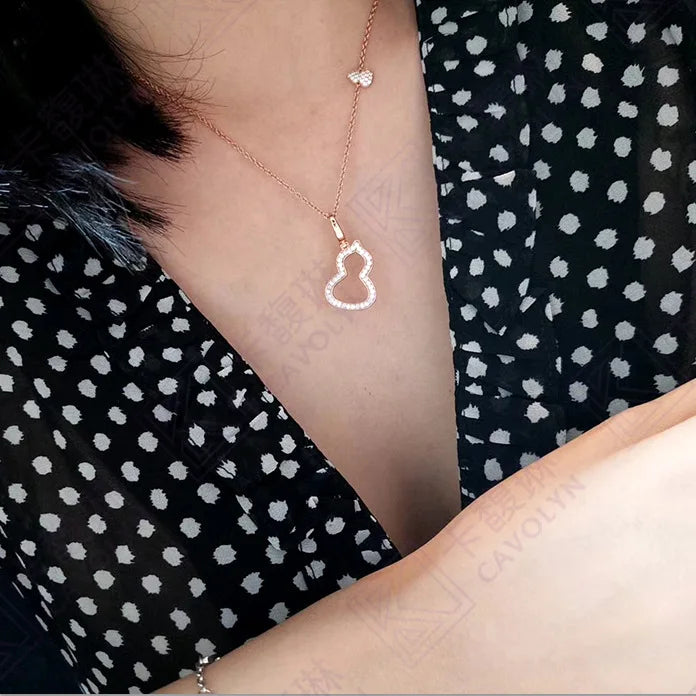 Vintage Crystal Gourd Pendant Necklace