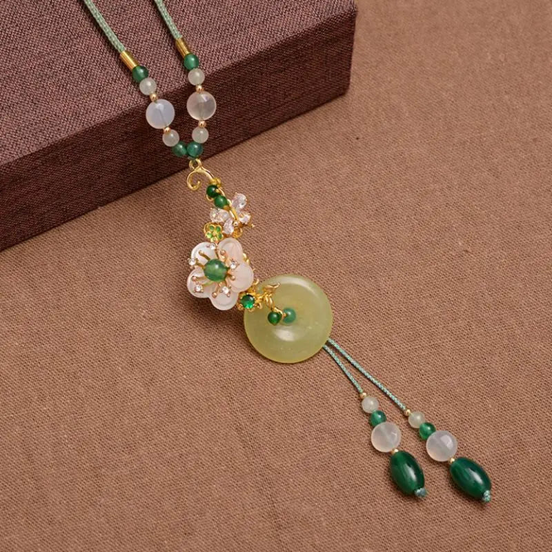 Vintage Jade Long Sweater Necklace for Women Green Agate Shell Flower