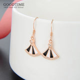 925 Sterling Silver Scalloped Rhinestone Earring for Lady Girl Party