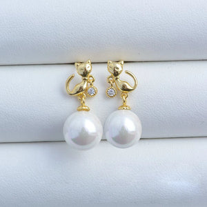 6-7mm Freshwater Pearl Leaf Cat Dangle Earrings S925