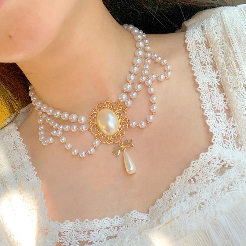 Vintage Style Pearl Choker Necklace Bowknot Pendant Jewelry