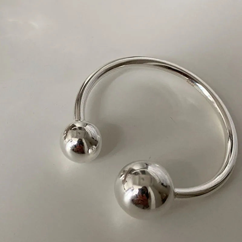 Vintage Style Round Bangle Bracelet for Women | Party Wedding Gift