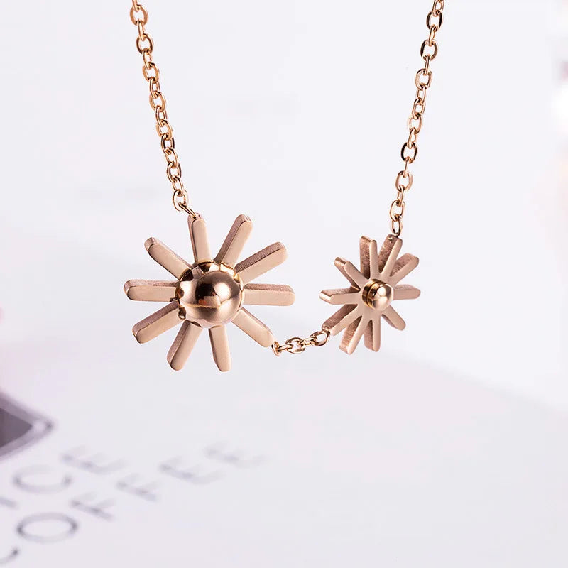 European Woman 18KT Rose Gold Sun Flower Pendant Necklace