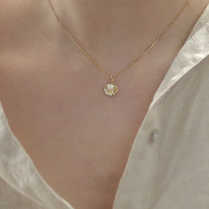 Zircon Shell Pearl Sterling Silver 925 Pendant Necklace