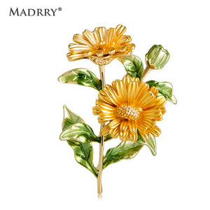 Yellow Chrysanthemum Brooch Wedding Decoration High Plant Suit Lapel Pins