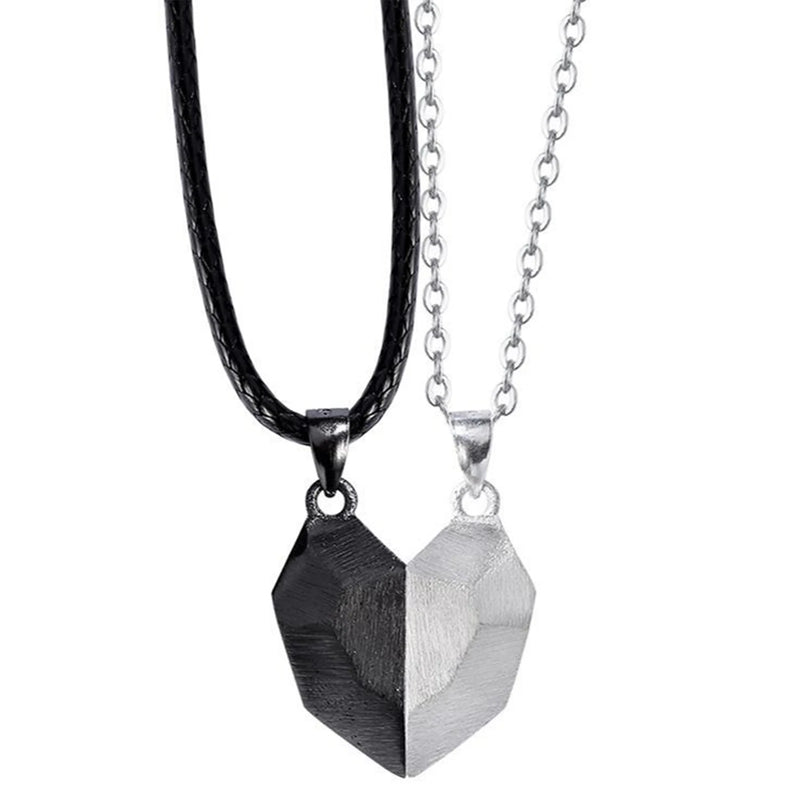 Split Love Heart Pendant Necklace Gift Set for Couples