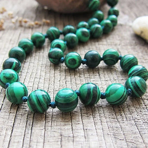 Malachite Green Stone Bead Healing Necklace for Women