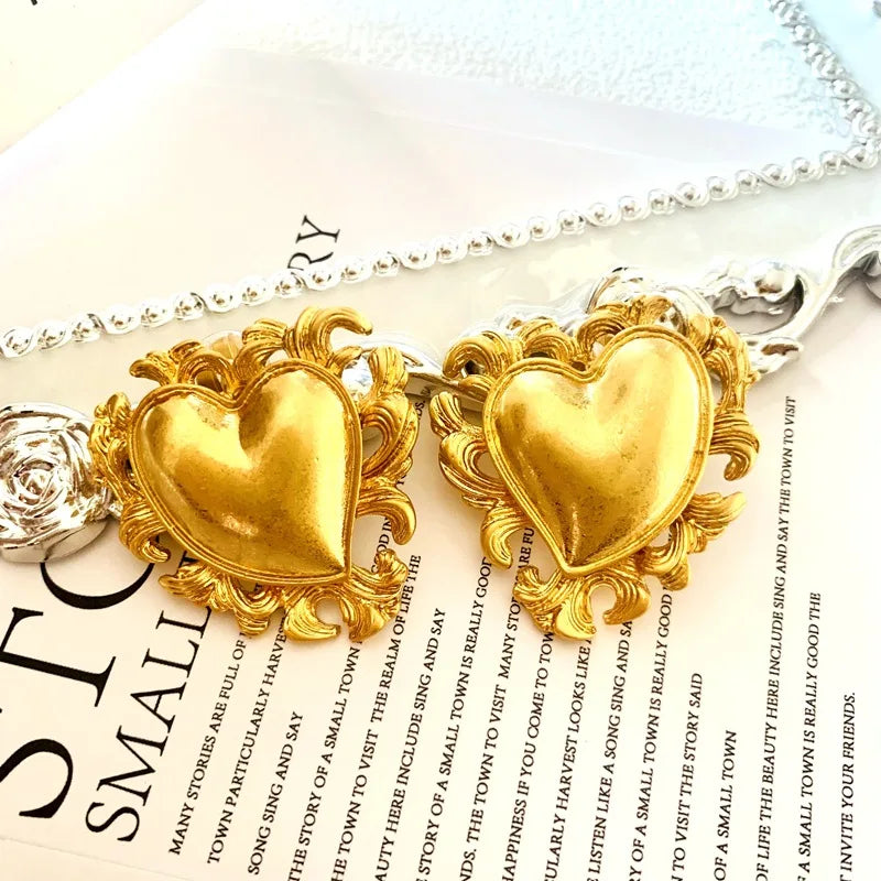 Medieval Love Ear Clip, Exaggerated Texture