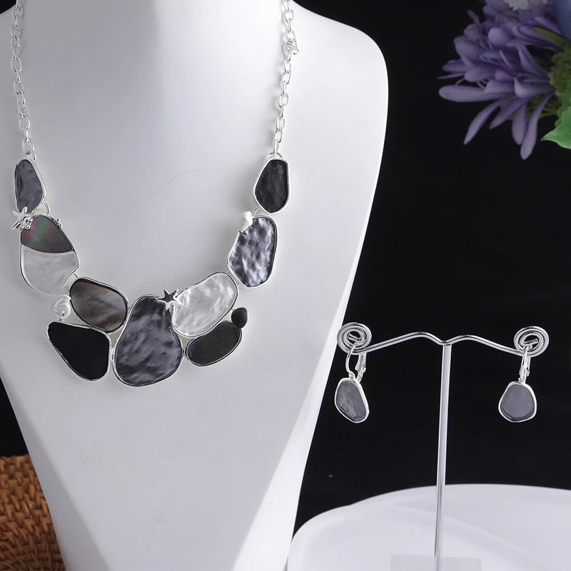 Gray Shell Geometric Circle Choker Necklace for Women