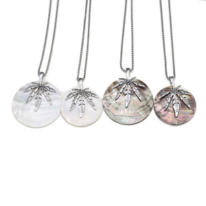 Metal Chain Shell Round Pendant Necklace Gift
