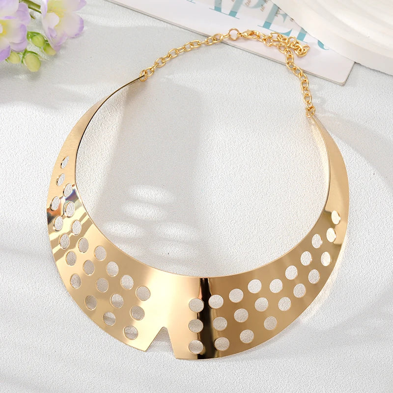 Metal Golden Hollow Heart Torques Necklace Women European Ethnic