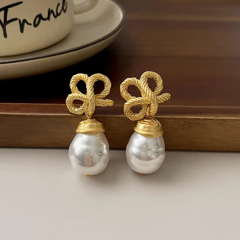 Metal Pearl Earrings European American Style Stud Earrings