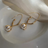 Metal Twisted Line Pearl Earrings Retro Contracted Temperament Earrings