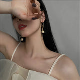 Metal Twisted Line Pearl Earrings Retro Contracted Temperament Earrings