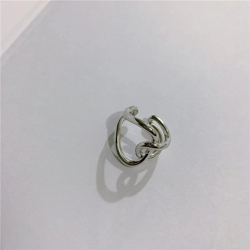 Brass Gilt Hollow Ring Circular Interwoven Metal Female Line