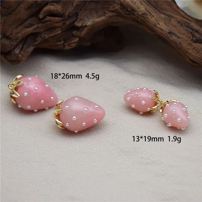 20pcs 3D Strawberry Acrylic Beads DIY Jewelry Accessory