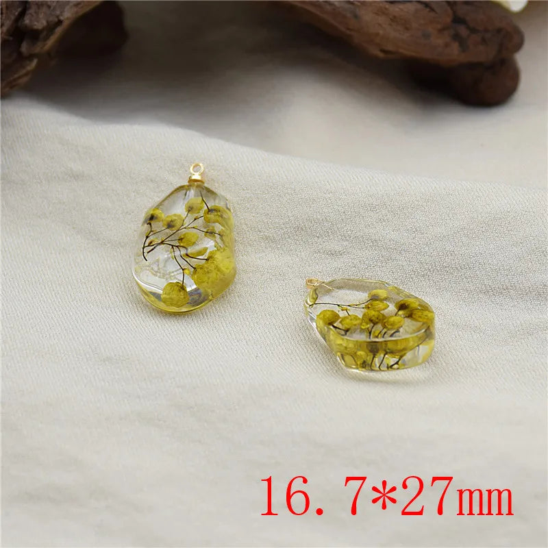 30pcs Dried Flowers Core Resin Beads DIY Jewelry Earring Accessory