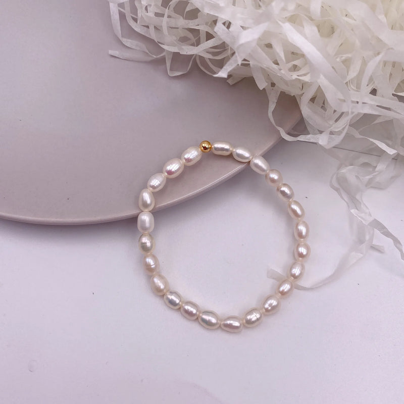 Minar Pearl Beaded Bracelets for Women, Elastic Charm Bracelet
