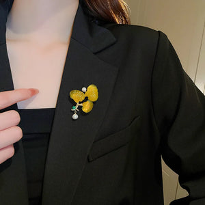 Minar Yellow Resin Leaves Pearl Brooch Wedding Accessories