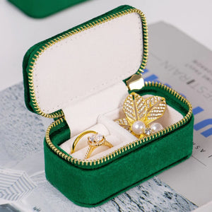 Mini Velvet Jewelry Box Travel Zipper Pouch Ring Earrings Storage