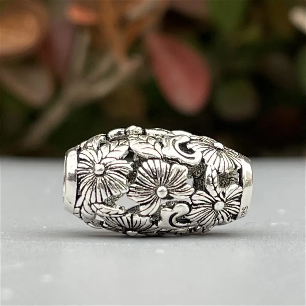 Mistletoe Silver Vintage Openwork Flowers Barrel Charm Bead