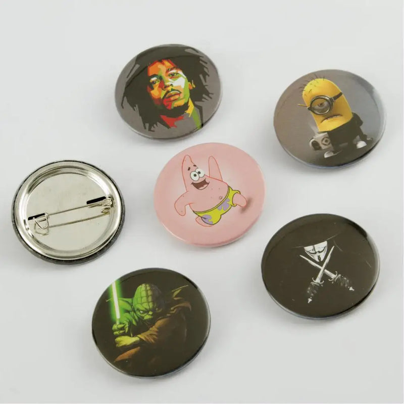 Mixed Pattern Brooch: Vintage Style Pin for Jackets, Coats, Scarves