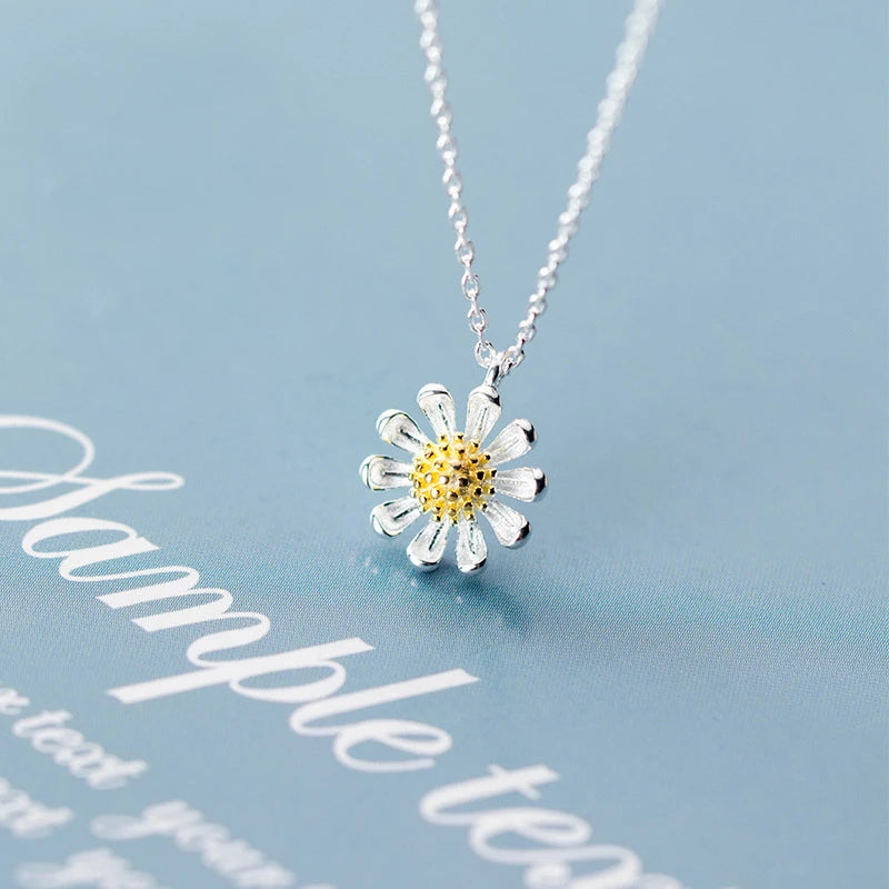 MloveAcc Daisy Flower Necklace 925 Sterling Silver Birthday Gift