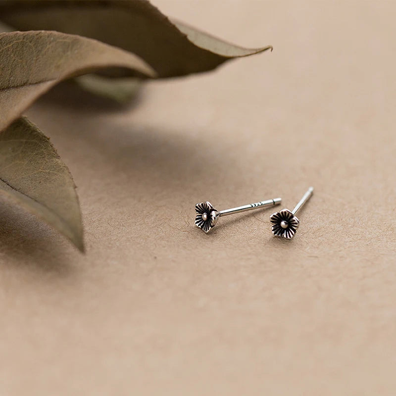 MloveAcc Vintage Silver Flower Stud Earrings 925 Sterling Silver