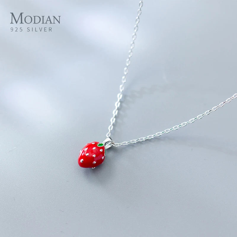 925 Sterling Silver Strawberry Necklace Sweet Lovely Pendant Women Jewelry