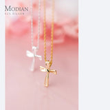 925 Sterling Silver Geometric Line Knot Pendant Necklace