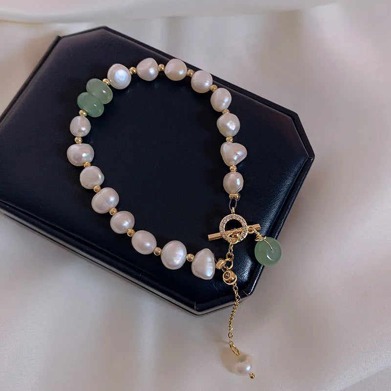 Baroque Style Pearl Stone Pendant Bracelet