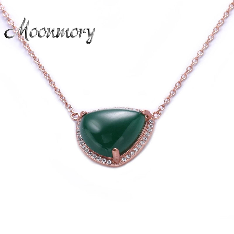 925 Silver Love Heart Pendant Necklace Green Stone Chain for Women