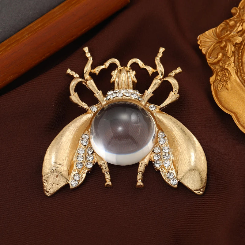 Morkopela Insect Brooches Bee Round Resin Brooch Pin Winter