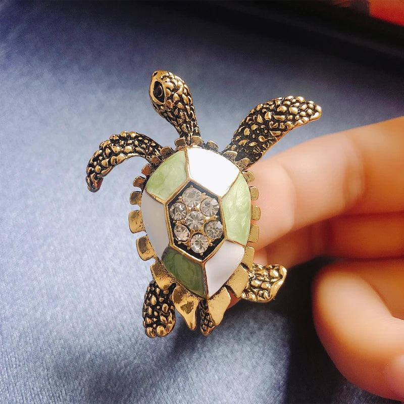 Vintage Rhinestone Brooch Pin for Women Crystal Scarf Clip