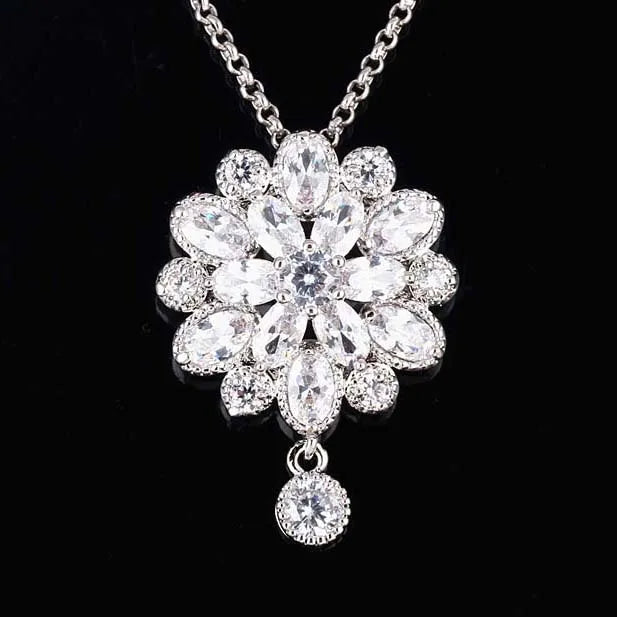 Multi-Flower Zircon Pendant Necklace