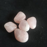 18-30mm Irregular Shape Rose Quartz Stone Reiki Home Decoration