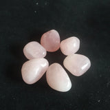 18-30mm Irregular Shape Rose Quartz Stone Reiki Home Decoration