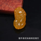 Hand-Carved Agate Chalcedony Pixiu Pendant Necklace